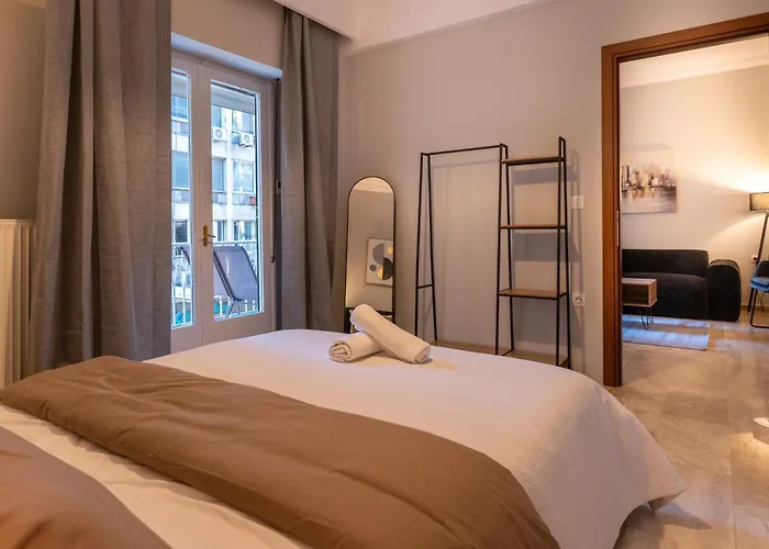 Spacious 4br Near The Sea With Balcony * Salonicco