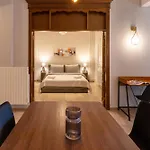Spacious 4br Near The Sea With Balcony * Thessaloniki