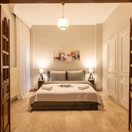 Apartment Spacious 4br Near The Sea With Balcony Thessaloniki