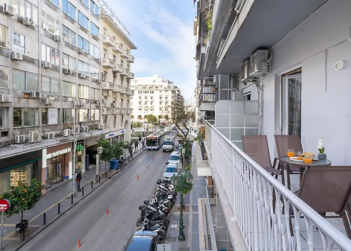 דירה Spacious 4br Near The Sea With Balcony *