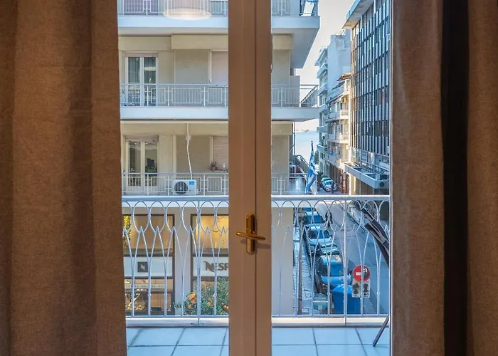 Spacious 4br Near The Sea With Balcony شقة