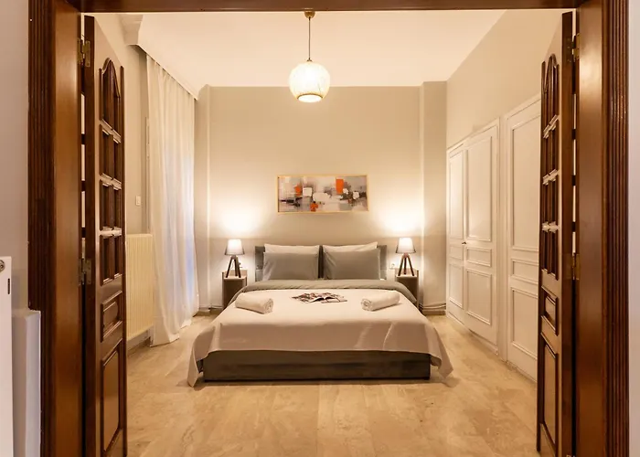 شقة Spacious 4br Near The Sea With Balcony سالونيك