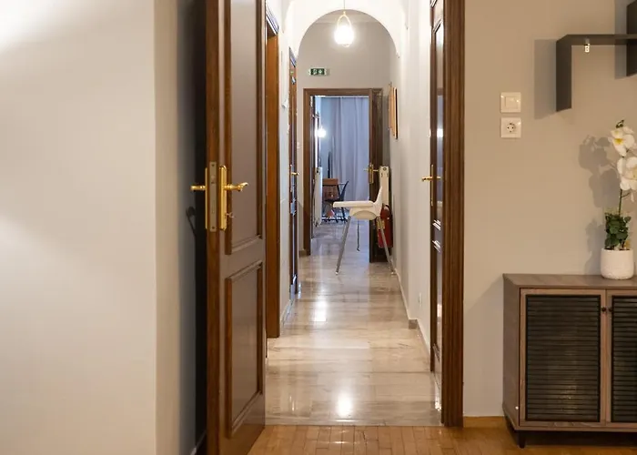 Spacious 4br Near The Sea With Balcony شقة *