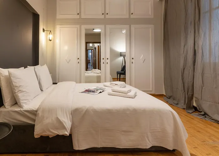 Spacious 4br Near The Sea With Balcony Appartement Thessaloniki