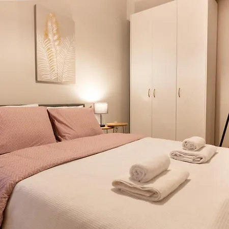 Spacious 4br Near The Sea With Balcony Thessaloniki